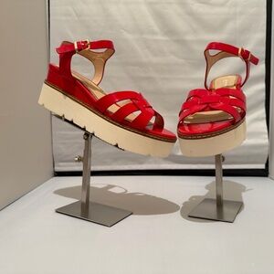 Primadonna Collection Red Patent Leather Platform Wedge Sandals